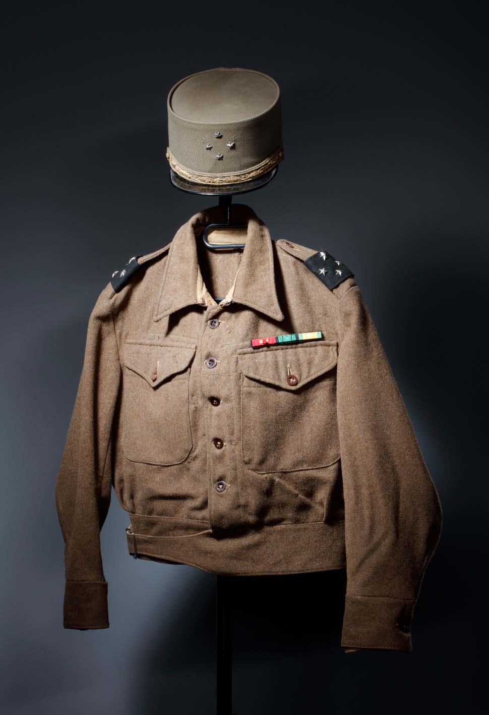 : Dienstuniform Kœnigs als Général de Corps d‘Armée