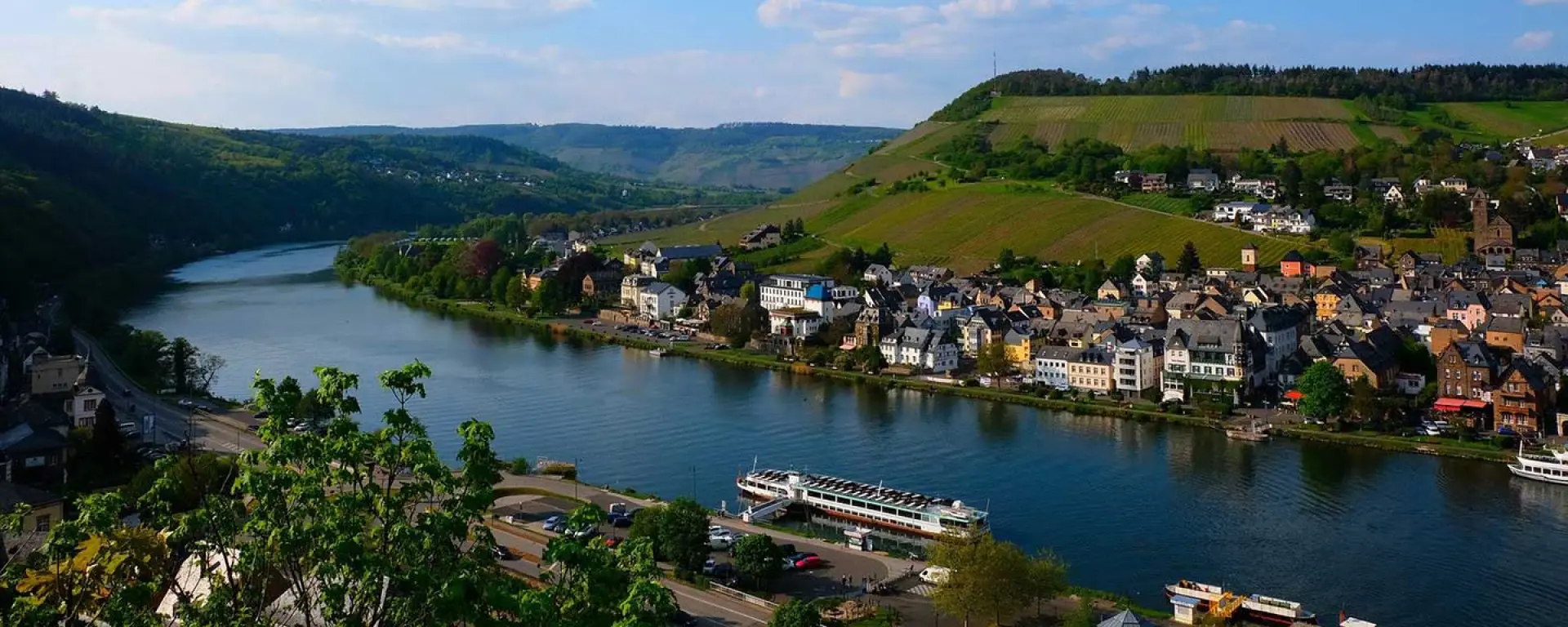 Image matching this topic Blick auf die Lahn