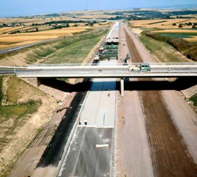 Bau der Bundesautobahn A48 bei Kaifenheim, 07.08.1969 (LHA KO/Wolfgang Lemp)