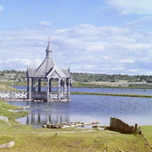 Kapelle für die Segnung von Wasser im Dorf Deviatiny
