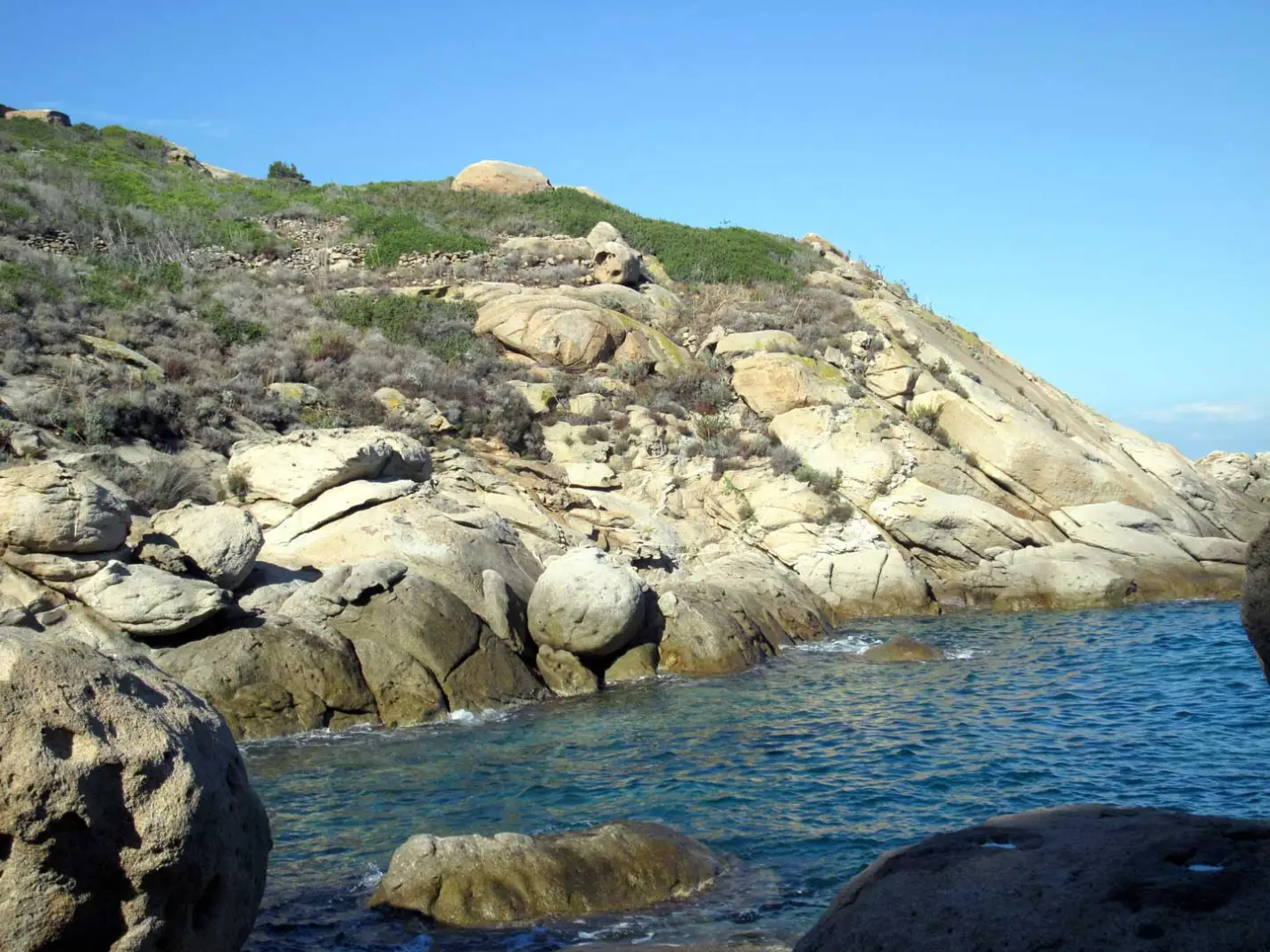 Granitverwitterung auf Giglio, Toskana