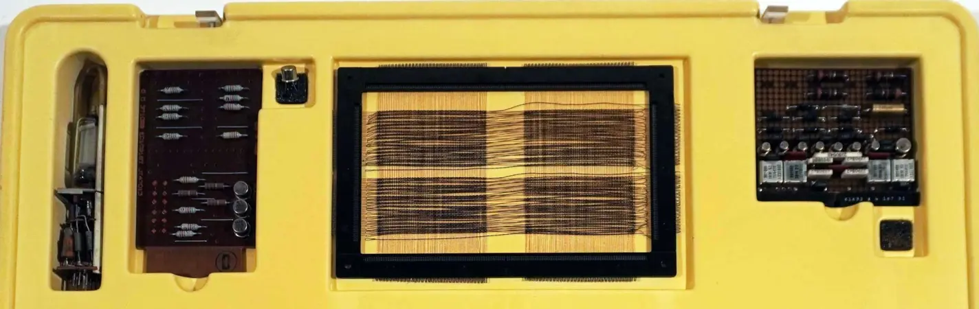 IBM Speichereinheit obere Reihe