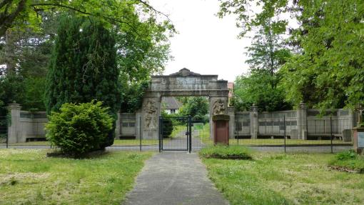 Denkmal frontal