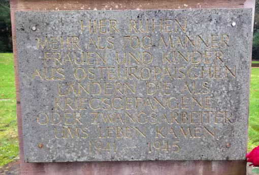 Eine Tafel, die am Koblenzer Denkmal angebracht wurde