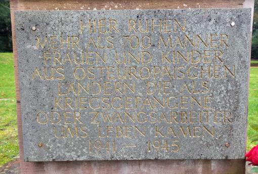 Eine Tafel, die am Koblenzer Denkmal angebracht wurde